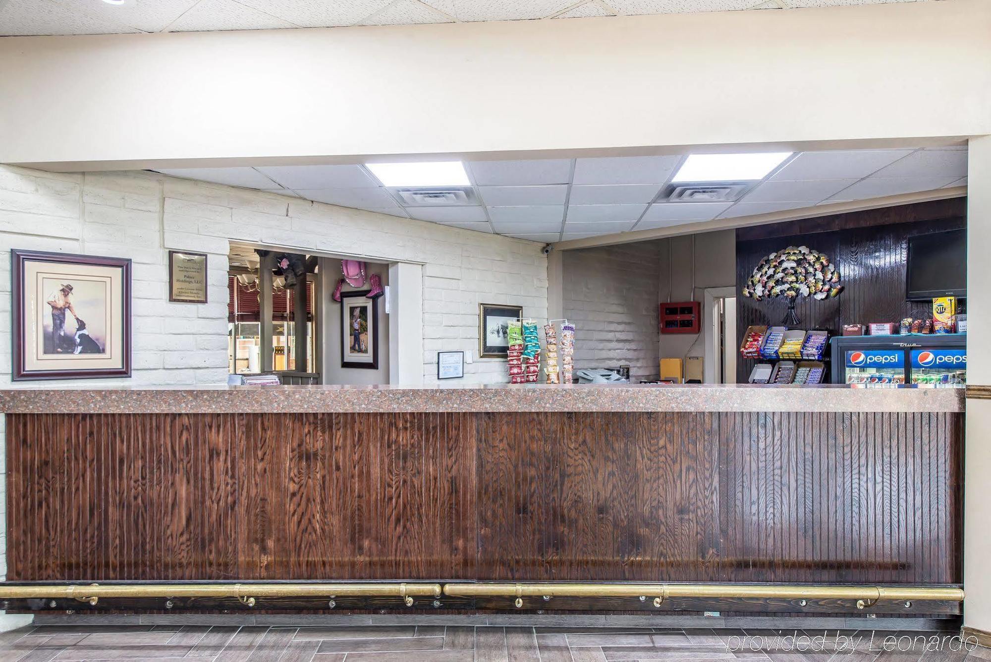 Rodeway Inn Cow Palace Lamar Eksteriør billede